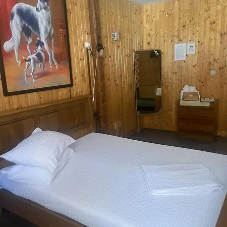 דובובה Casa De Oaspeti Dunarea La Cazane מראה חיצוני תמונה